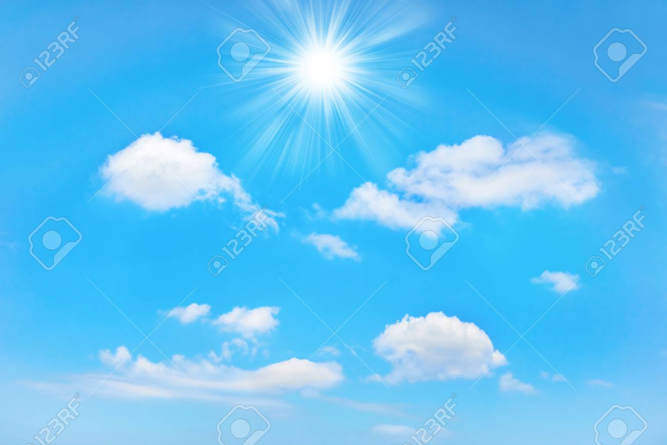 太陽光と雲と美しい青空。写実画　リアリズム　肉筆画　油彩。太陽光線。「藤ちょこ×サンリオキャラクターズ」01/ハローキティver.（コラボイラスト）。の写真素材・画像素材 Image